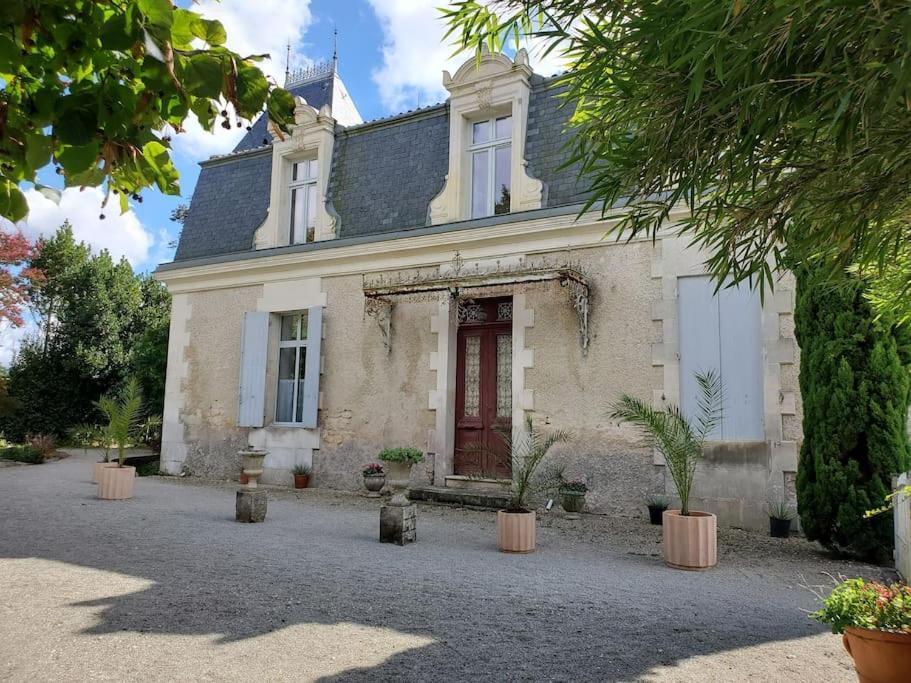 La Grelauderie 8 Apartment Saintes Exterior foto